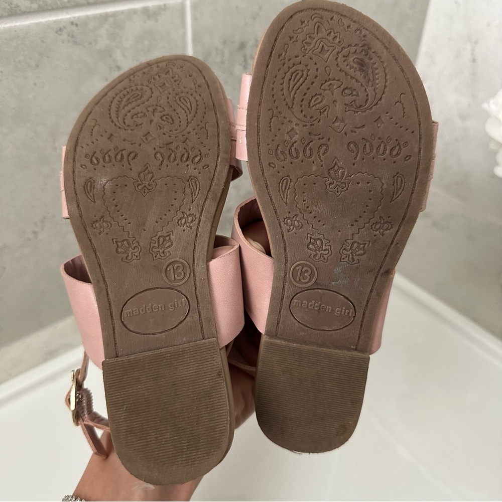 Madden Girl Toddler Girl Sandals Size 13 - Picture 13 of 13